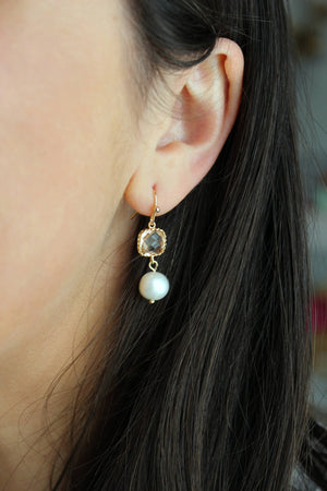 JEWLERY-EARRINGS-Gold Blush Pearl Earrings - Pleasant Beach Living