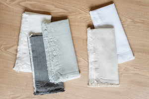 DINING - DINNER NAPKINS - Fringe Edge cotton/linen, Set of 4