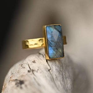 JEWELRY-RING- Rectangle Labradorite  Ring on a Hand Hammered Band - Pleasant Beach Living
