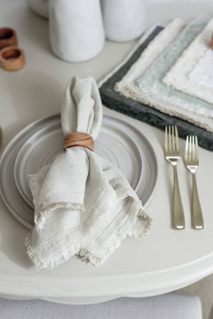 DINING - DINNER NAPKINS - Fringe Edge cotton/linen, Set of 4