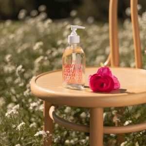 SOAP-BATH- SAVON LIQUID MARSEILLE-Liquid Soap Wild Rose 16.7 fl oz Glass Bottle - Pleasant Beach Living